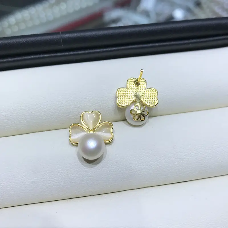 Natural Freshwater Pearl Earrings 7-8mm Steamed Round - Image 3