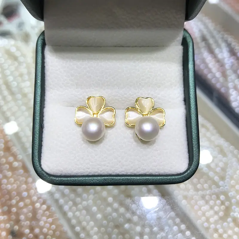 Natural Freshwater Pearl Earrings 7-8mm Steamed Round - Image 4