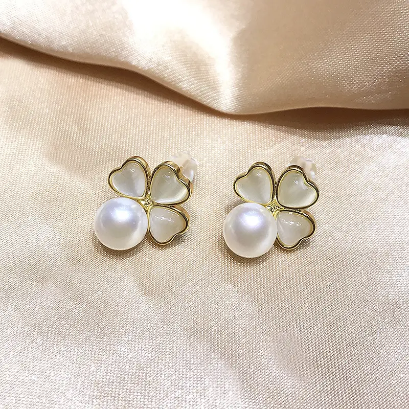 Natural Freshwater Pearl Earrings 7-8mm Steamed Round - Image 5