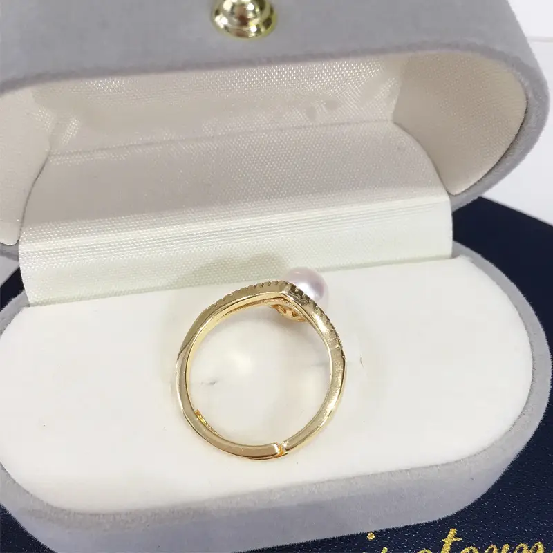 18K Gold Pearl Triangle Ring with Zircon Accents