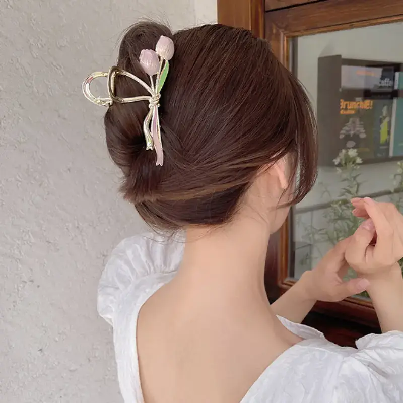 Golden Butterfly Hair Clip for Women Summer Claw Accessory - Image 12