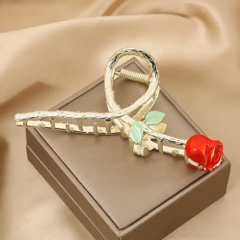 Golden Butterfly Hair Clip for Women Summer Claw Accessory - Image 2