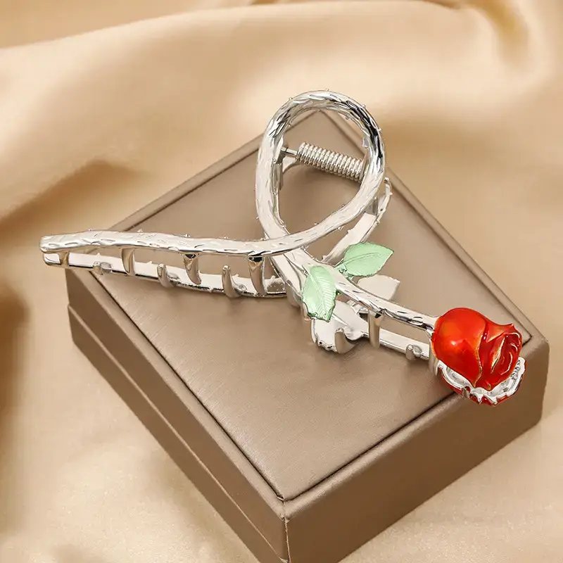 Golden Butterfly Hair Clip for Women Summer Claw Accessory - Image 3