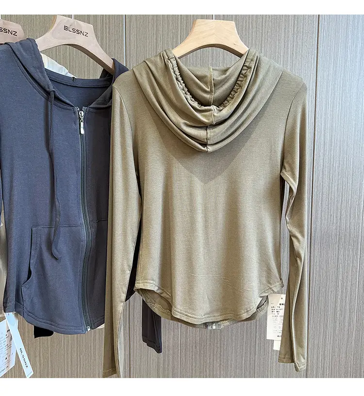 Women Retro Hooded Long Sleeve Zipper T-Shirt — feature 11