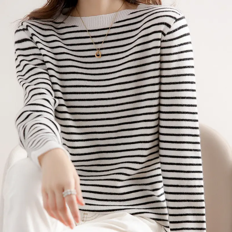 Women Pinstripe Knit Sweater Large Blue Striped - Image 2