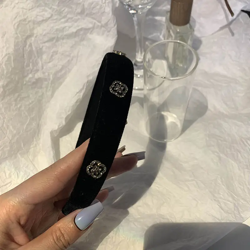 Black Luxury Hair Pressing Headband with Diamond Embellishment - Image 2