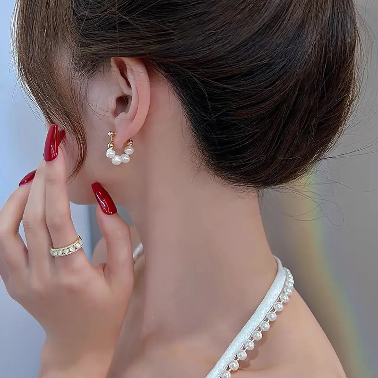 Natural Pearl Earrings Niche Design Elegant for Women 2024 - Image 3