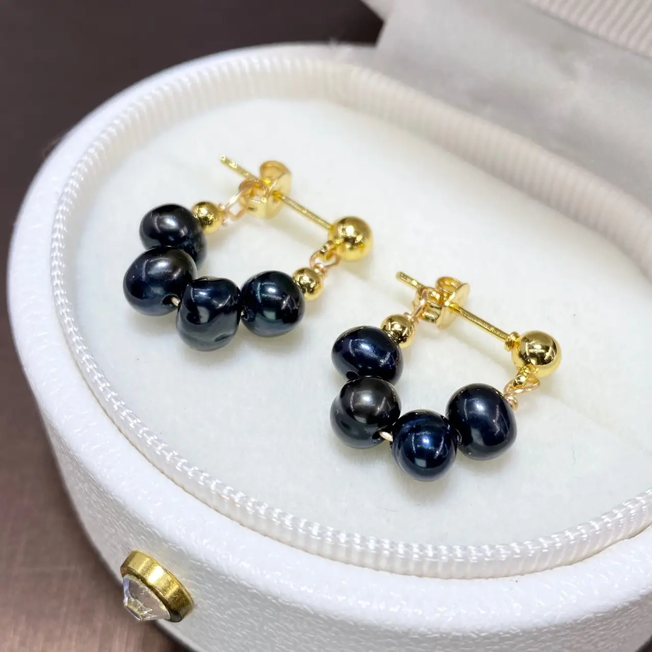Natural Pearl Earrings Niche Design Elegant for Women 2024 - Image 4