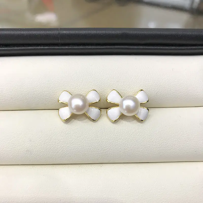Pearl Bow Earrings 7mm Natural Freshwater - Image 2