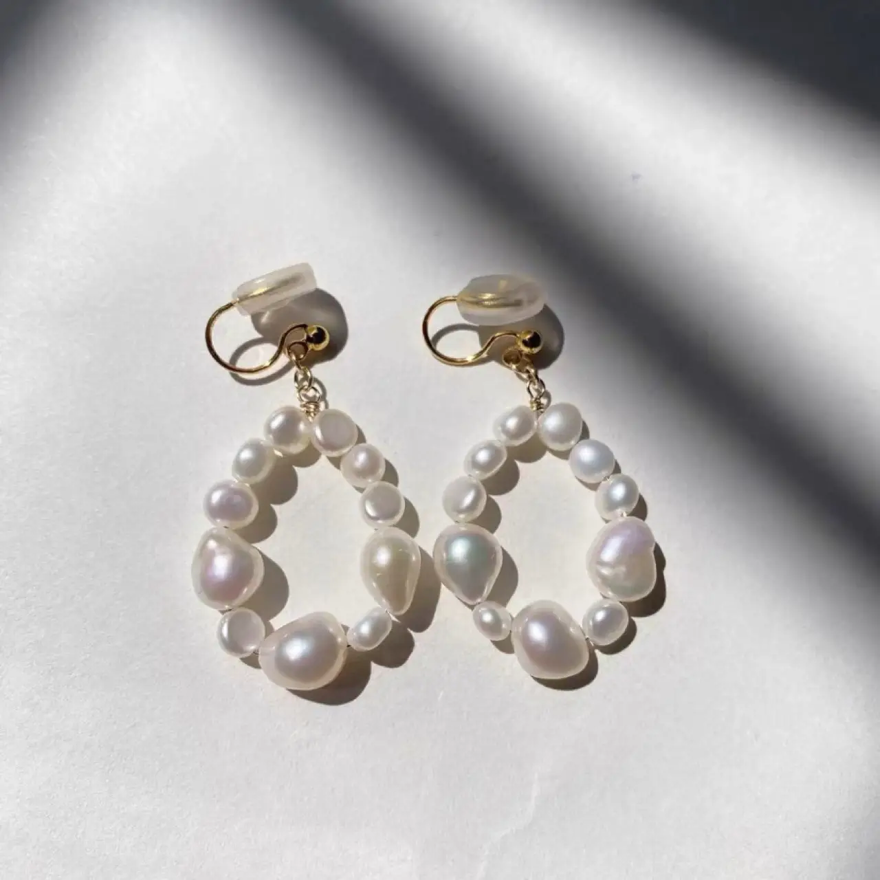Freshwater Special Pearl French Gentle Baroque Natural Pearl Earrings 14K Gold — feature 8