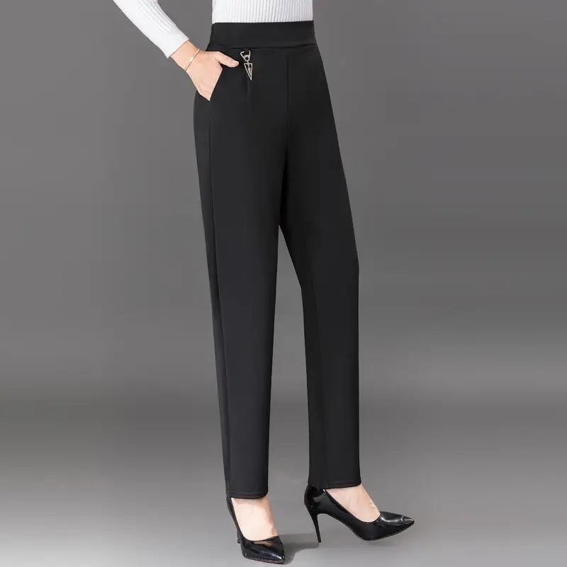 Women's Fleece Slim Fit Carrot Pants Black - Image 2