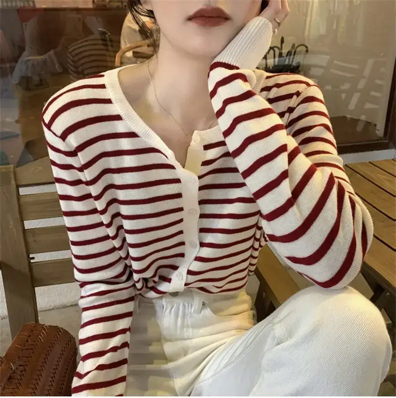 Women's Korean-style Striped Cardigan Coat 2025 — feature 16