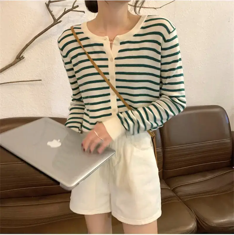 Women's Korean-style Striped Cardigan Coat 2025 — feature 5