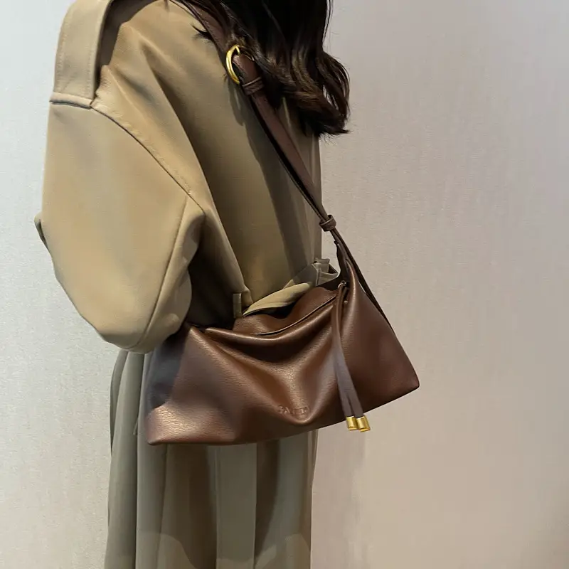 Black Leather Crossbody Bag for Women 2022