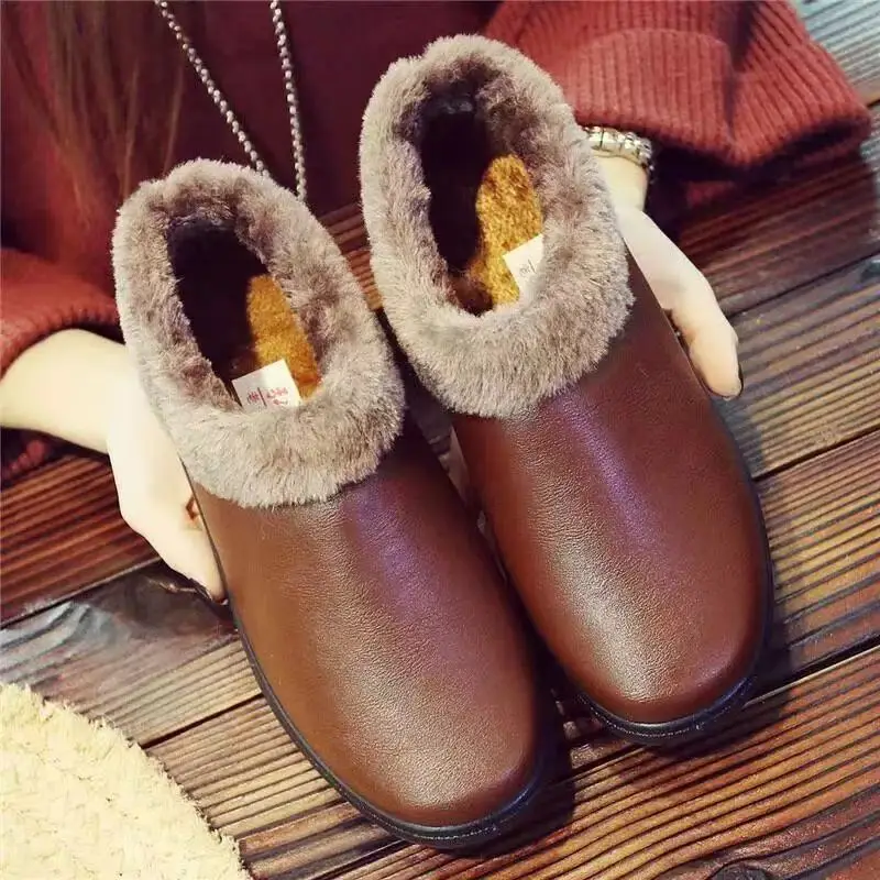 Winter New Old Beijing Cloth Shoes Women's Cotton Shoes Home Daily Cotton Slippers Waterproof Leather Slip-on Comfortable Soft Sole - Image 3