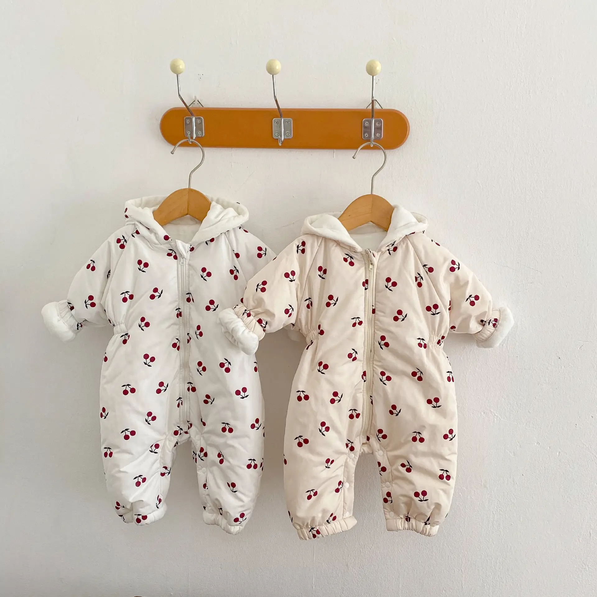 2025 Winter Velvet Hooded Quilted Coat for Baby Girls Cherry Print - Image 3