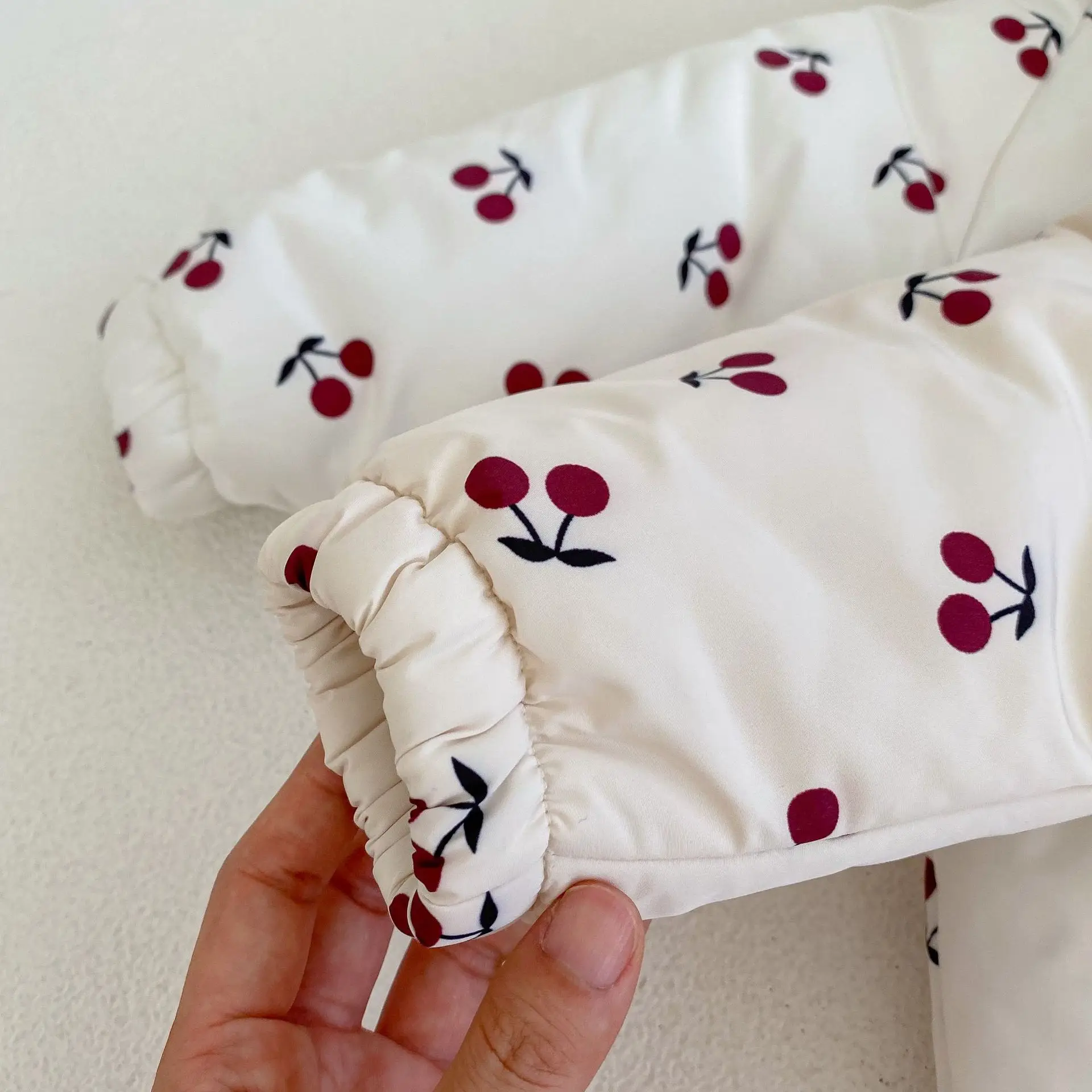2025 Winter Velvet Hooded Quilted Coat for Baby Girls Cherry Print — feature 15