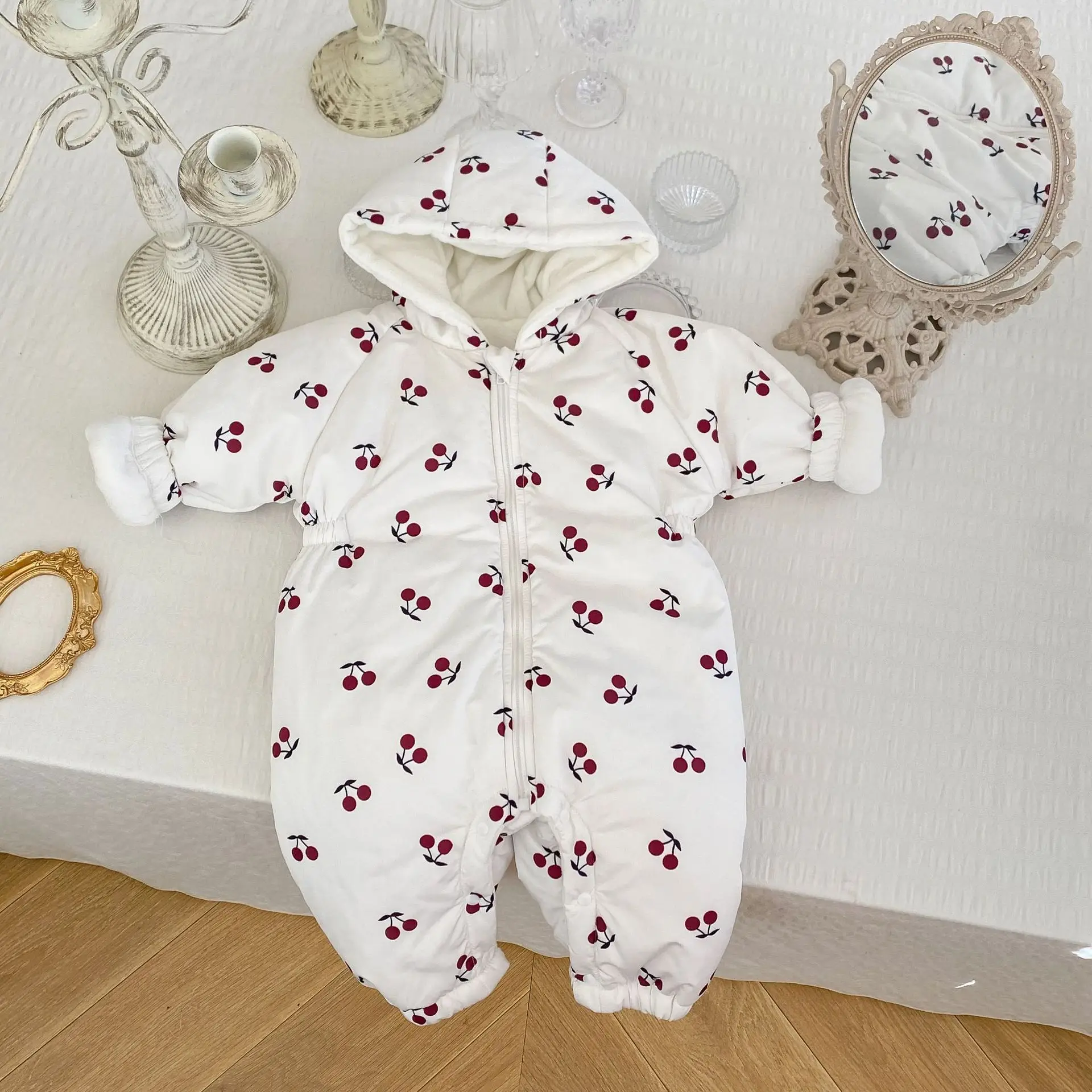 2025 Winter Velvet Hooded Quilted Coat for Baby Girls Cherry Print — feature 3