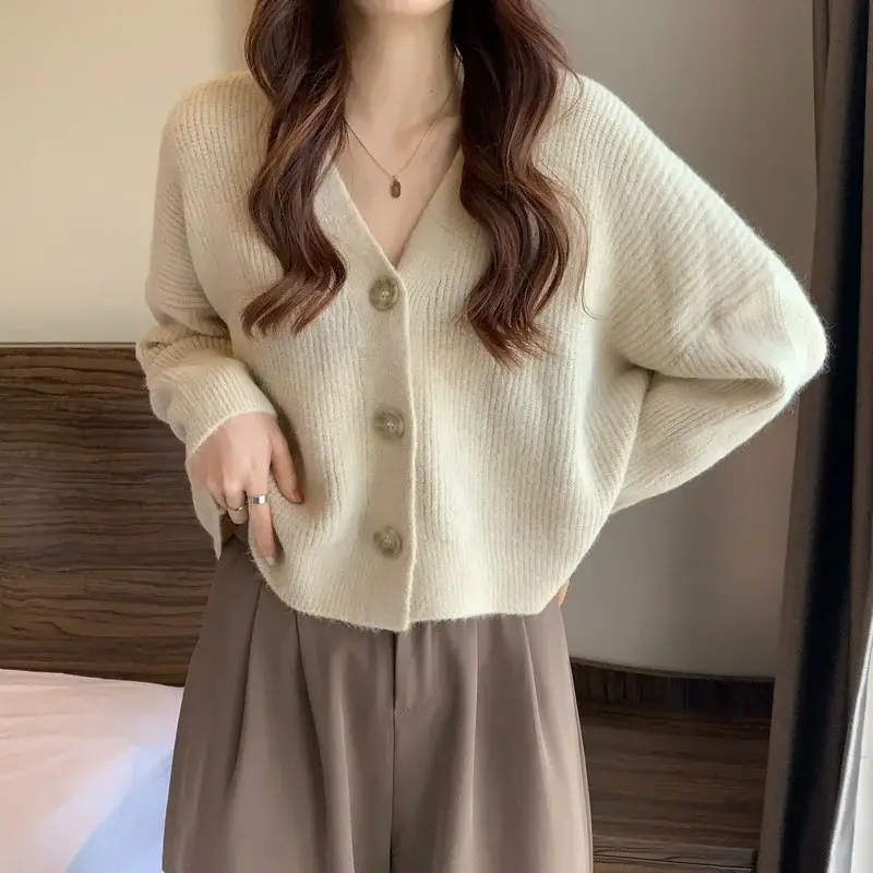 Women's V-Neck Knit Cardigan Autumn Winter 2025 — feature 40