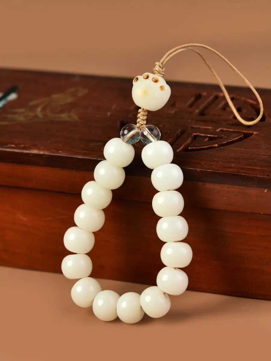 White Jade Bodhi Root Mobile Chain Lanyard Men's and Women's Short Ring Chain Keychain Pendant Cat's Claw Pendant - Image 7