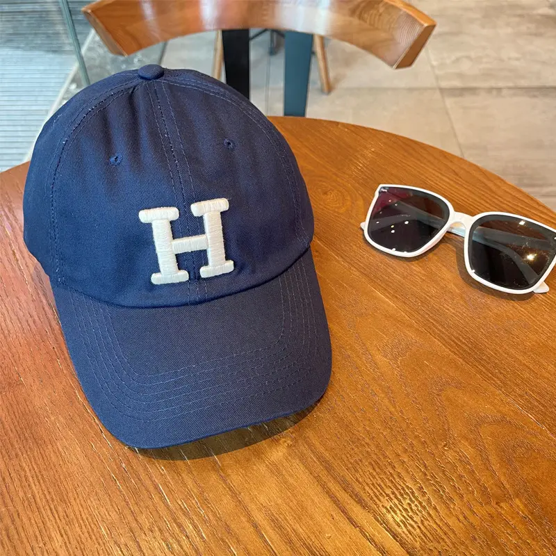 Women Oversized Black H Cap Korean Style - Image 5