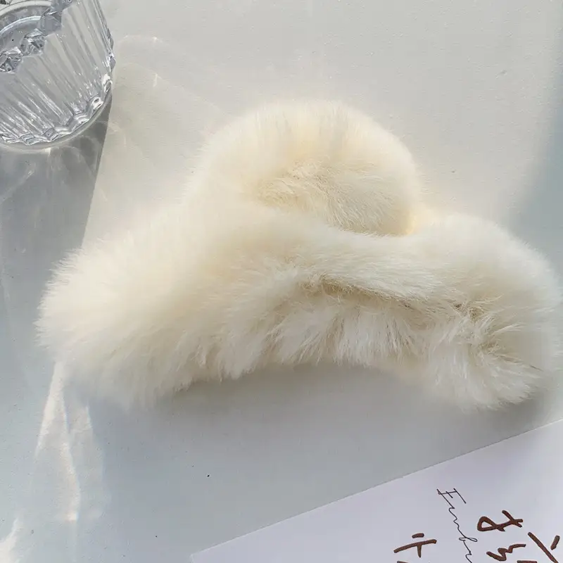 Oversized Plush Grey Hair Clip for Women - Image 2