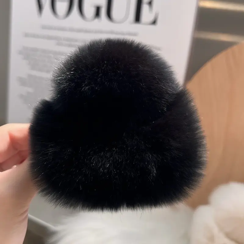 Oversized Plush Grey Hair Clip for Women - Image 36