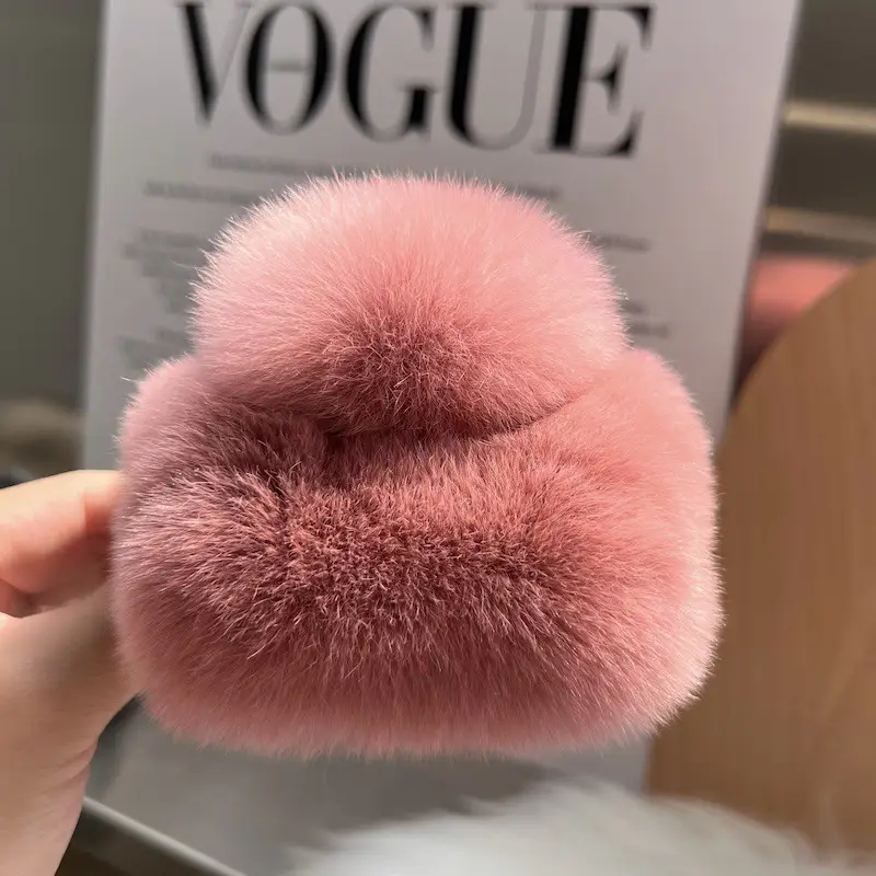 Oversized Plush Grey Hair Clip for Women - Image 37