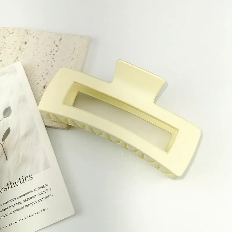 Gold Frosted Hairpin Clip for Large Hair - Image 2