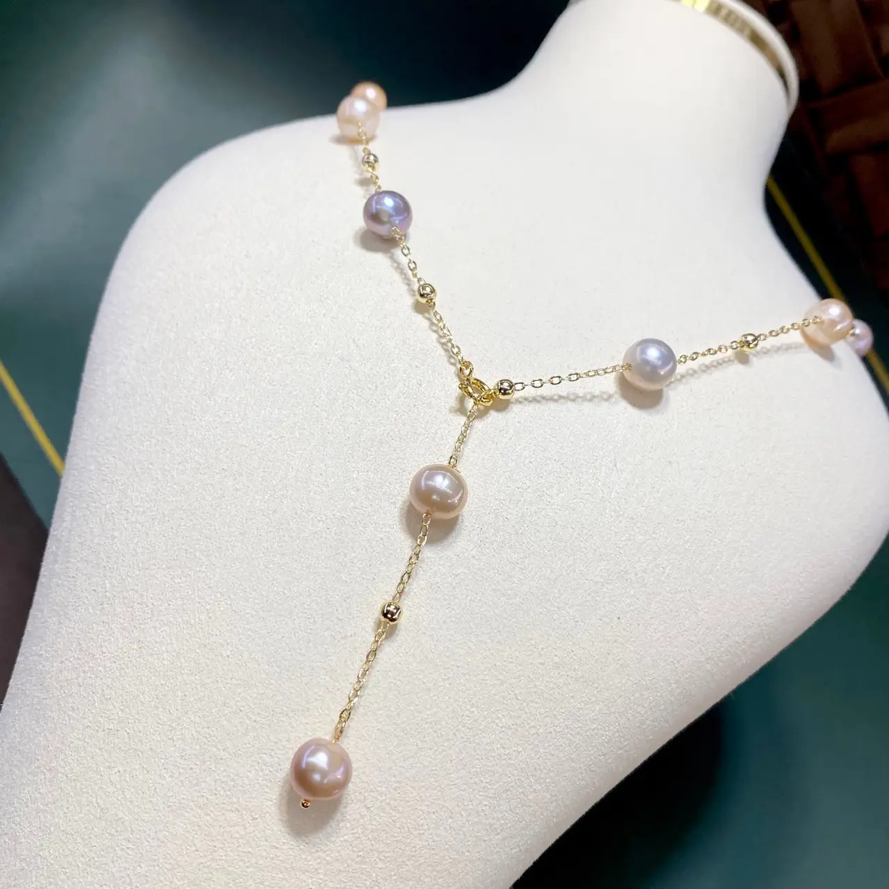 2025 Pearl Necklace Women Adjustable Light Luxury Chain - Image 8