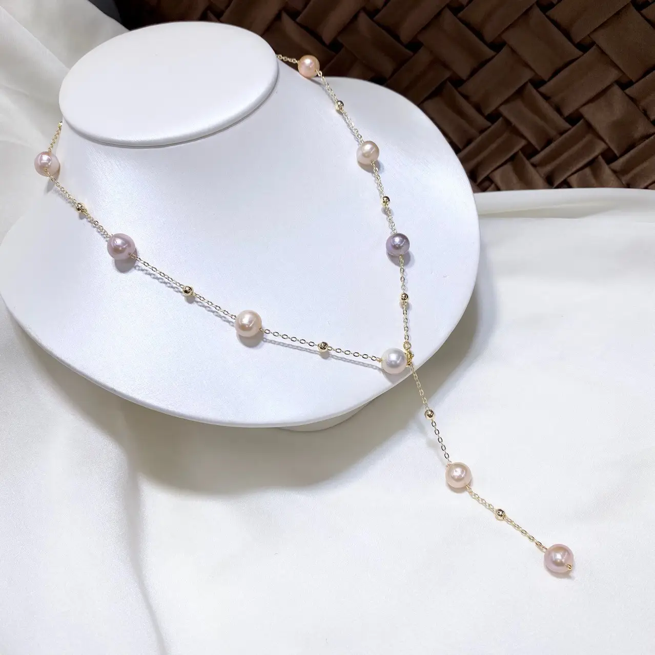 2025 Pearl Necklace Women Adjustable Light Luxury Chain - Image 2