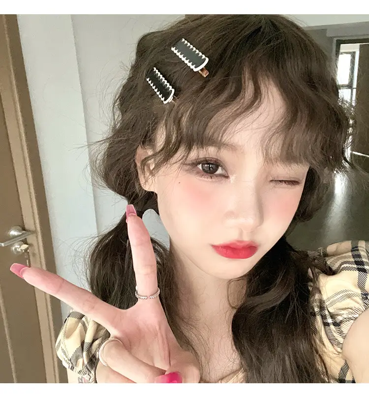 Chessboard Plaid Hairpins Female Side Seamless Summer 2022 — feature 11