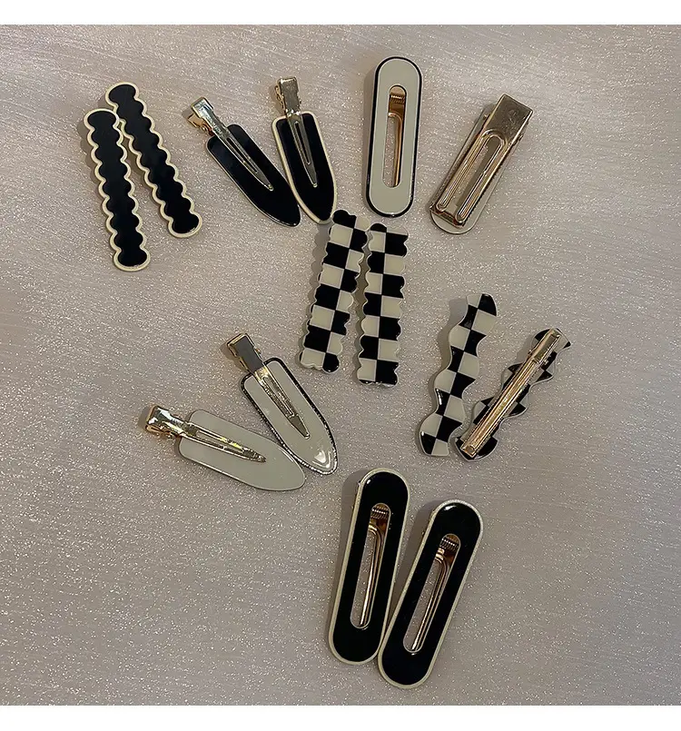 Chessboard Plaid Hairpins Female Side Seamless Summer 2022 — feature 18