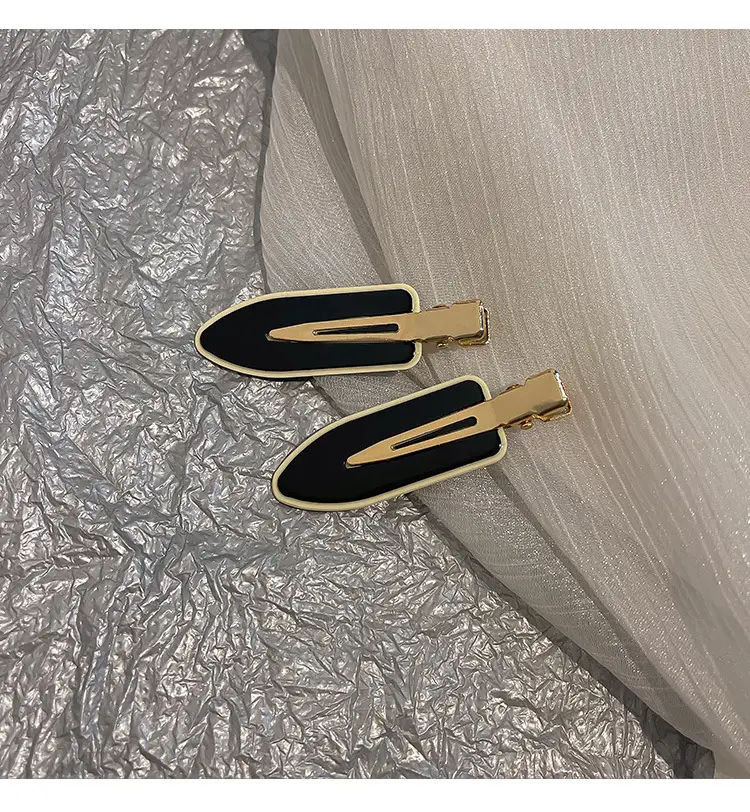 Chessboard Plaid Hairpins Female Side Seamless Summer 2022 — feature 21