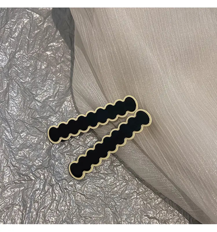 Chessboard Plaid Hairpins Female Side Seamless Summer 2022 — feature 23