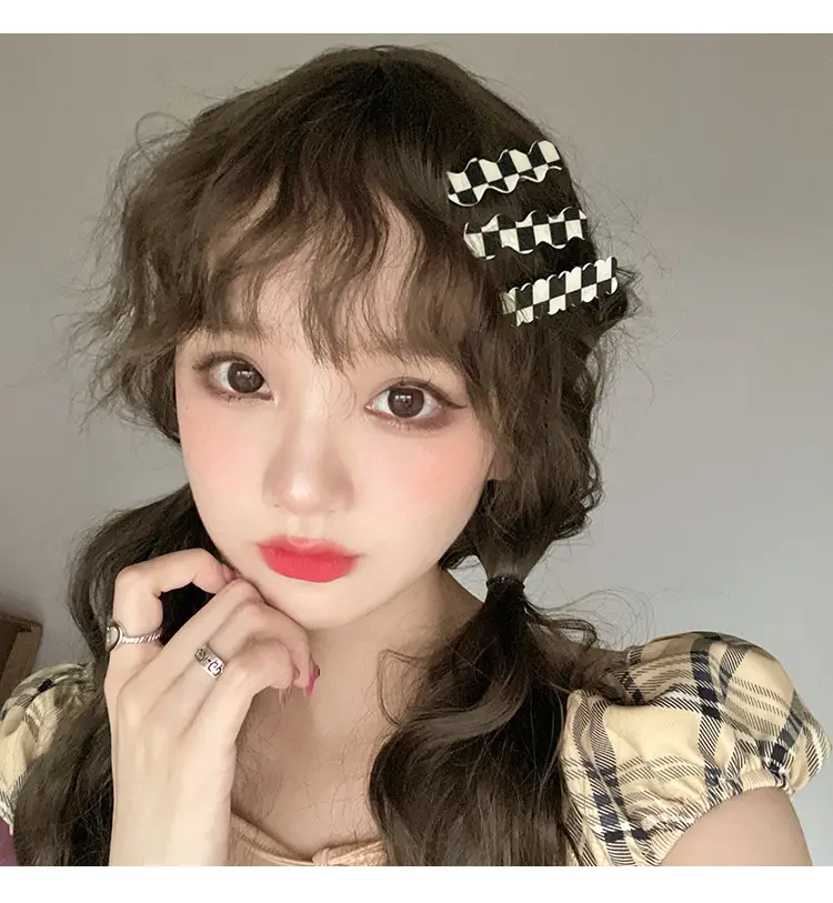 Chessboard Plaid Hairpins Female Side Seamless Summer 2022 — feature 4