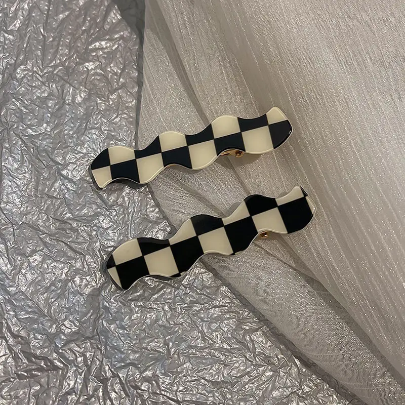 Chessboard Plaid Hairpins Female Side Seamless Summer 2022 - Image 4