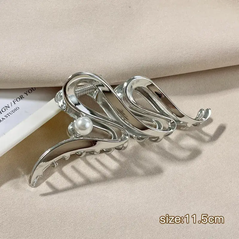 Elegant Pearl Hair Clips Set of 6 - Image 15