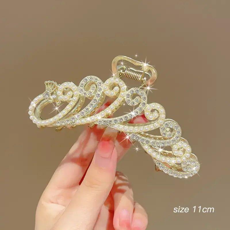 Elegant Pearl Hair Clips Set of 6 - Image 5