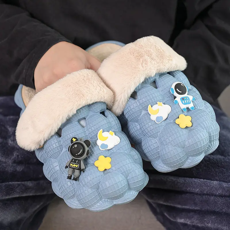 Winter Couple Cotton Slippers Men's Outer Wear Toe Warm Indoor Home Non-slip Slippers Cartoon Astronaut Cotton Slippers Women