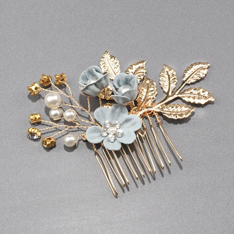 White Pearl Flower Hairpin with Gold Plated Design - Image 17