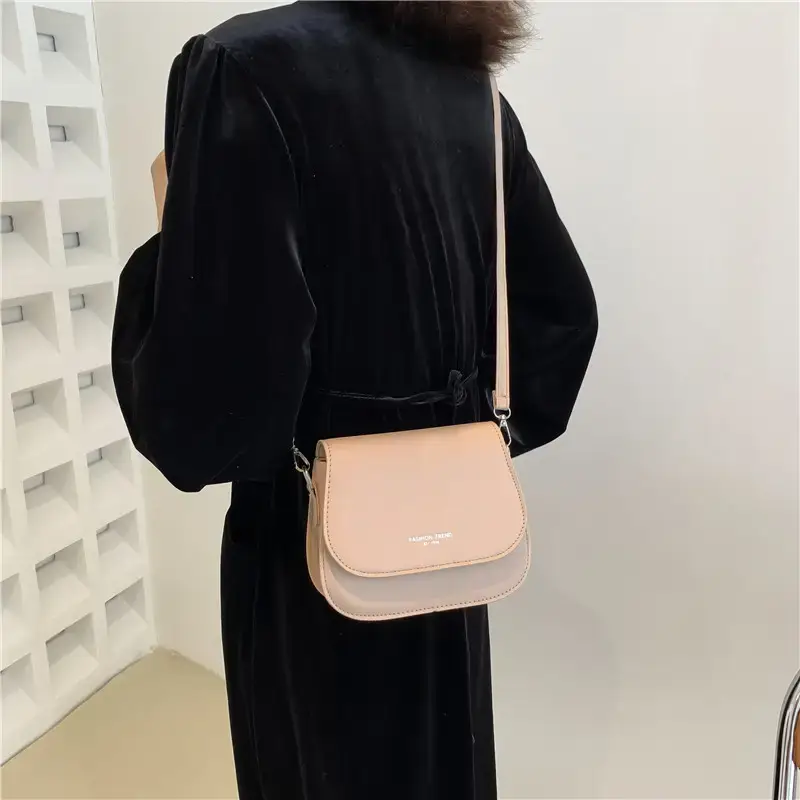 Women's Saddle Crossbody Bag 2022 New Style - Image 2