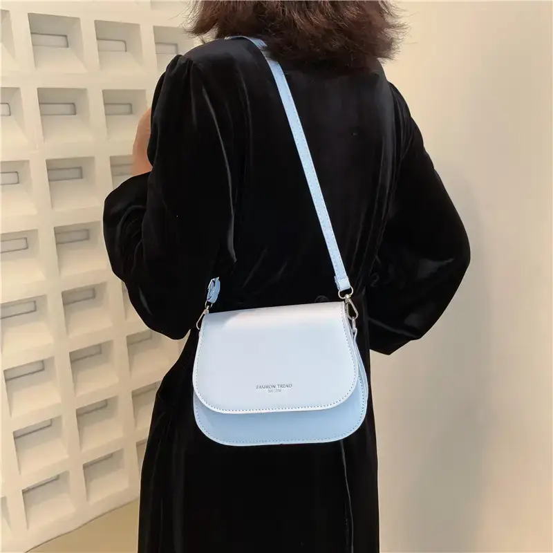 Women's Saddle Crossbody Bag 2022 New Style - Image 4