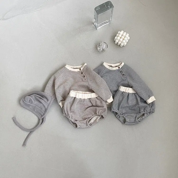 2026 Striped Baby Shorts Set with Open Crotch Design - Image 4
