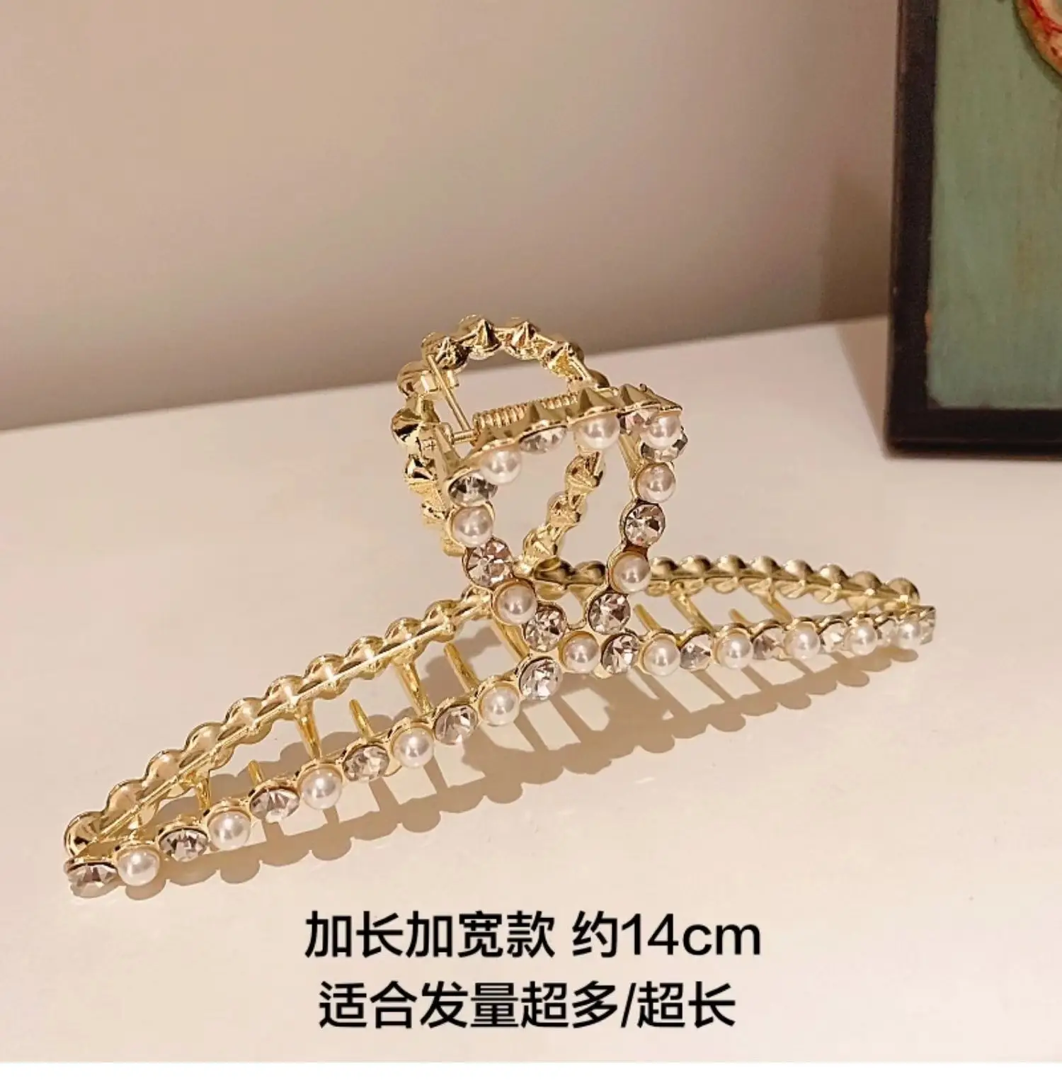 Extra Large Pearl Hairpin for Women
