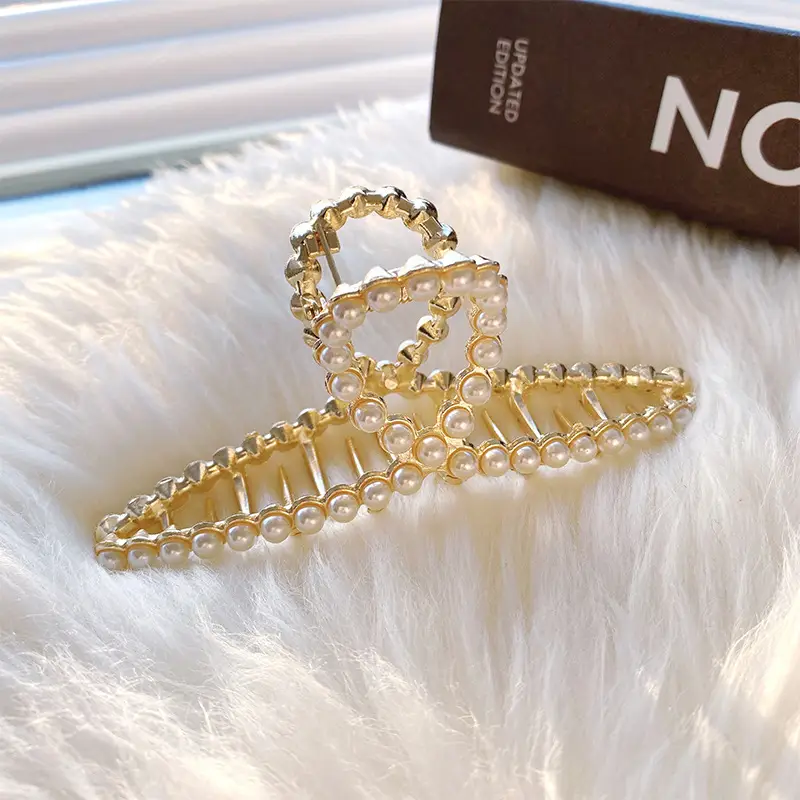 Extra Large Pearl Hairpin for Women