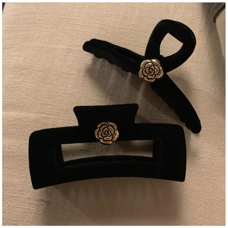 Black Retro French Camellia Hair Clip for Updo - Image 8