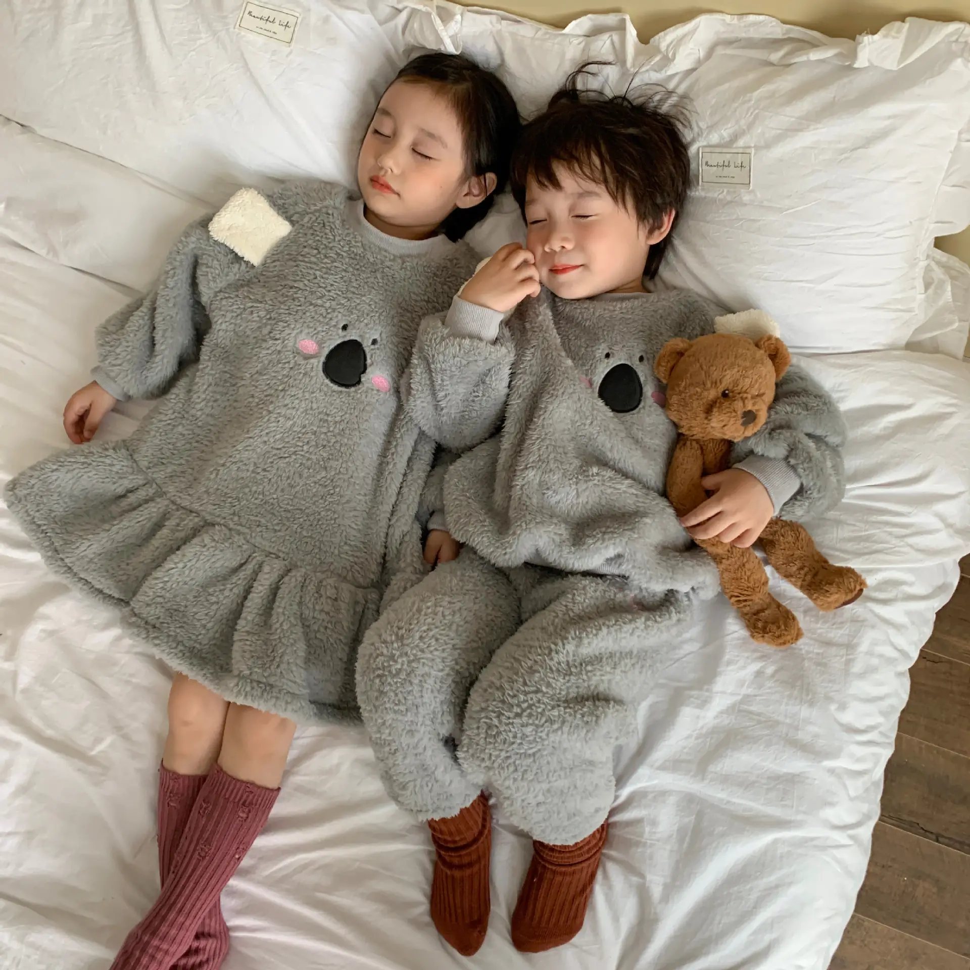 Baby Plush Warm Suit Coral Velvet Nightgown Set - Image 5