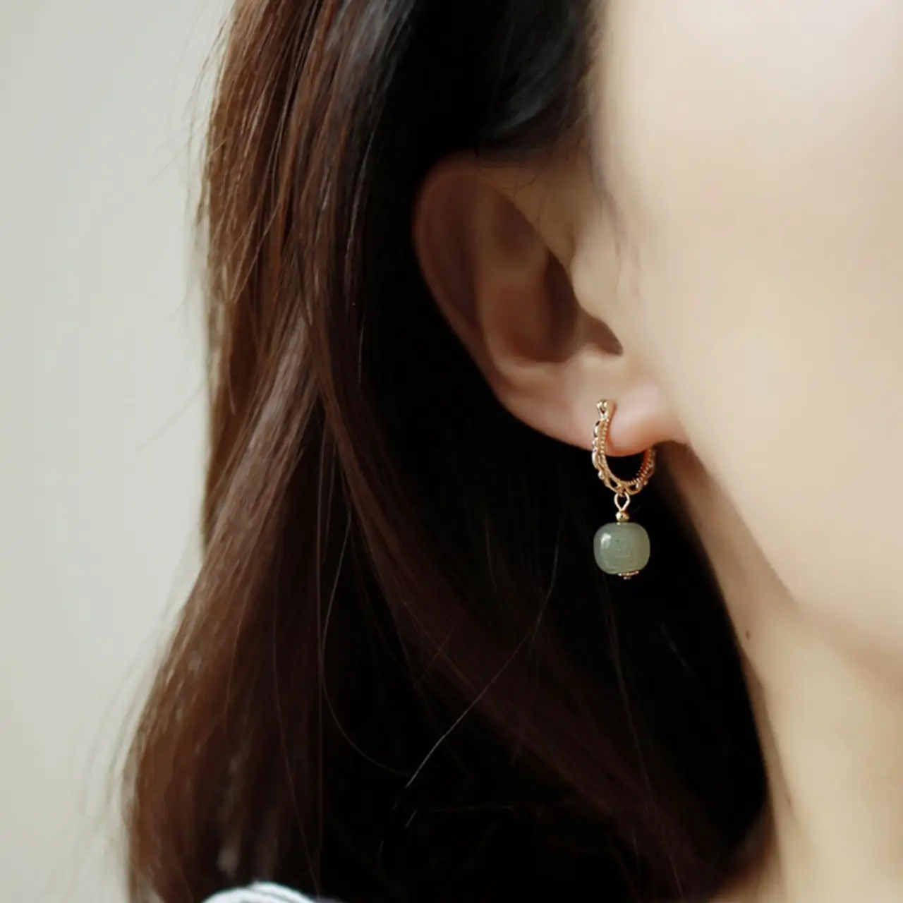 Light Luxury French Retro Jade Earrings Women — feature 10