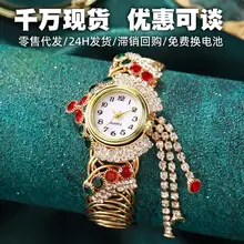 Gold Quartz Couple Watch with Calendar & Waterproof Band — feature 17